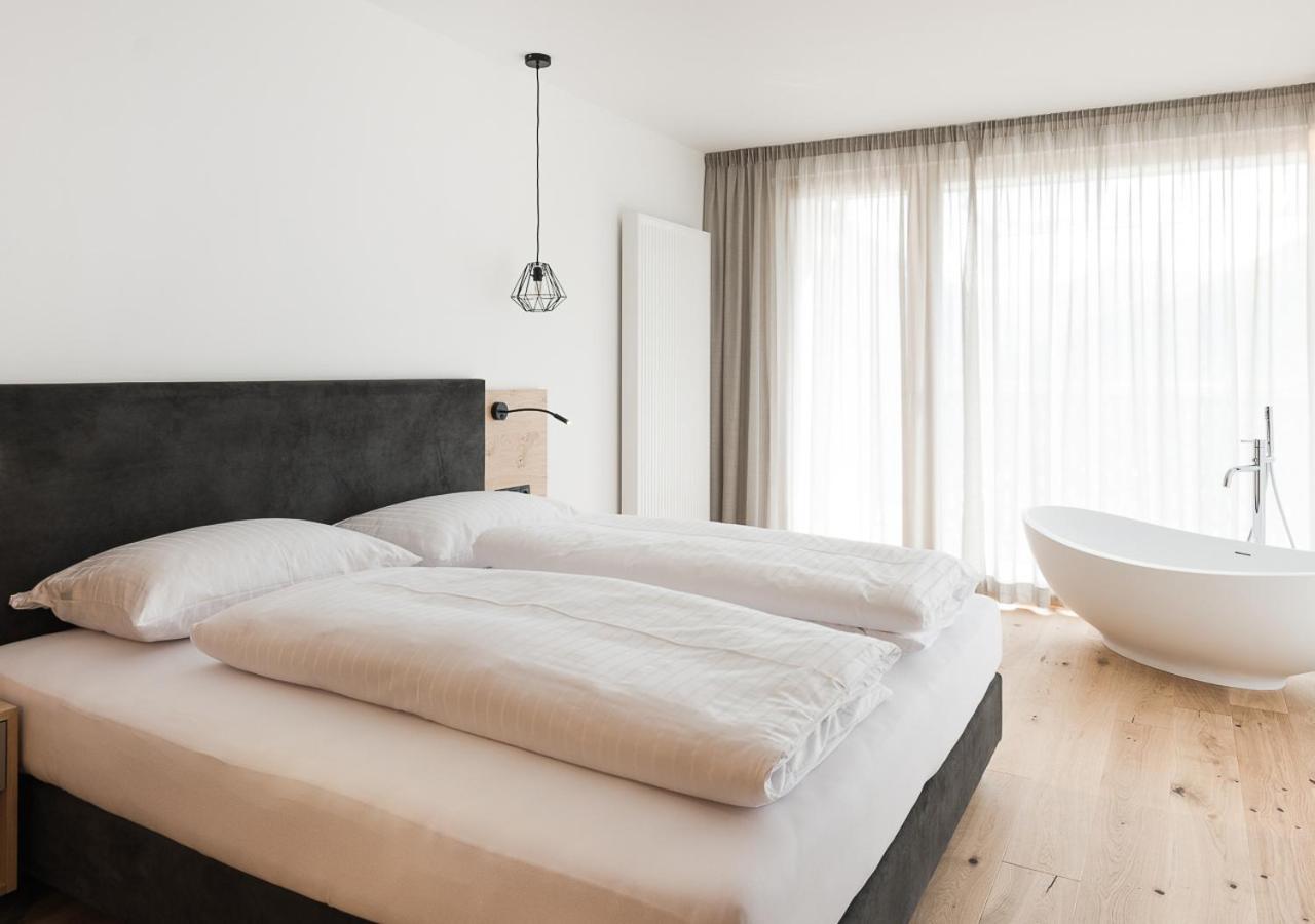 Park Hotel Villa Etschland Plaus Esterno foto