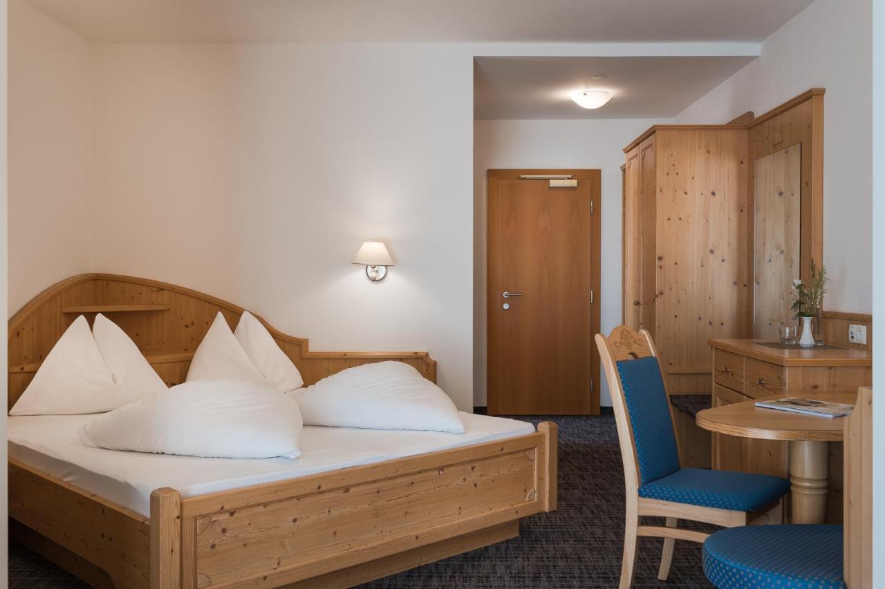 Park Hotel Villa Etschland Plaus Esterno foto