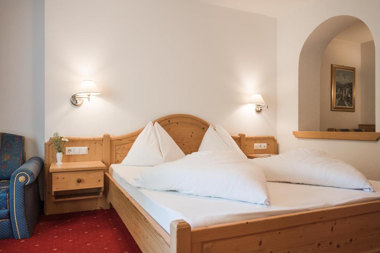 Park Hotel Villa Etschland Plaus Esterno foto