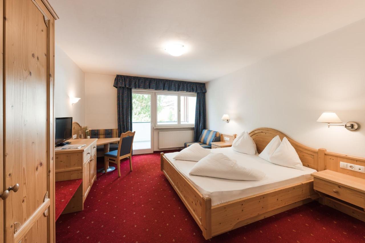Park Hotel Villa Etschland Plaus Esterno foto