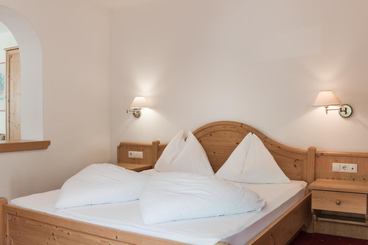 Park Hotel Villa Etschland Plaus Esterno foto